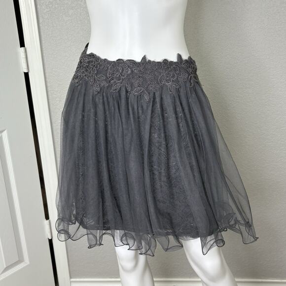 NEW GB Size S Tulle Lace Mini Skirt Fairy Goth Grunge Feminine Floral Gray - Picture 2 of 6